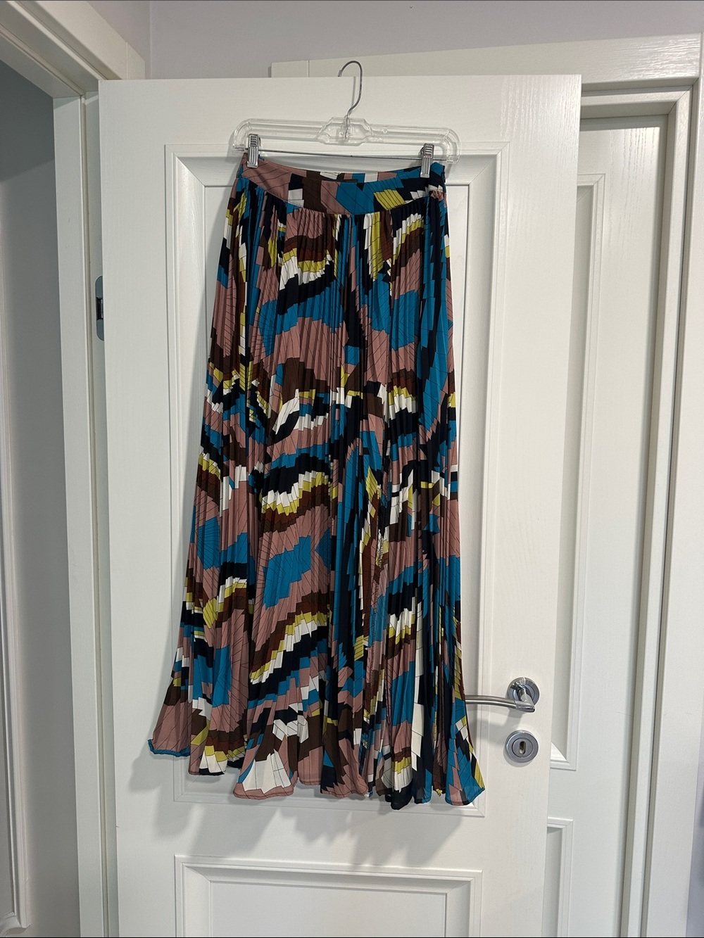 Gracia Pleated Maxi Skirt in Teal, Brown & Cream Abstract Print